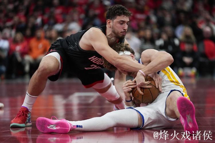 申京篮下进攻未果,乌度卡不满裁判抱怨与申京双双吃T 申京篮下进攻未果,乌度卡不满裁判抱怨与申京双双吃T