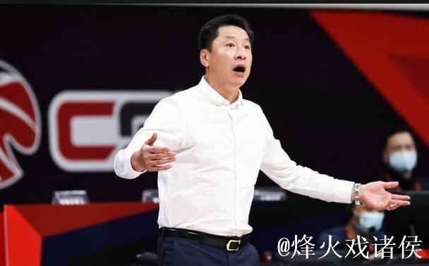 李春江、朱芳雨互动频繁,有望重返广东队,李楠儿子重伤赛季报销 李春江、朱芳雨互动频繁,有望重返广东队,李楠儿子重伤赛季报销