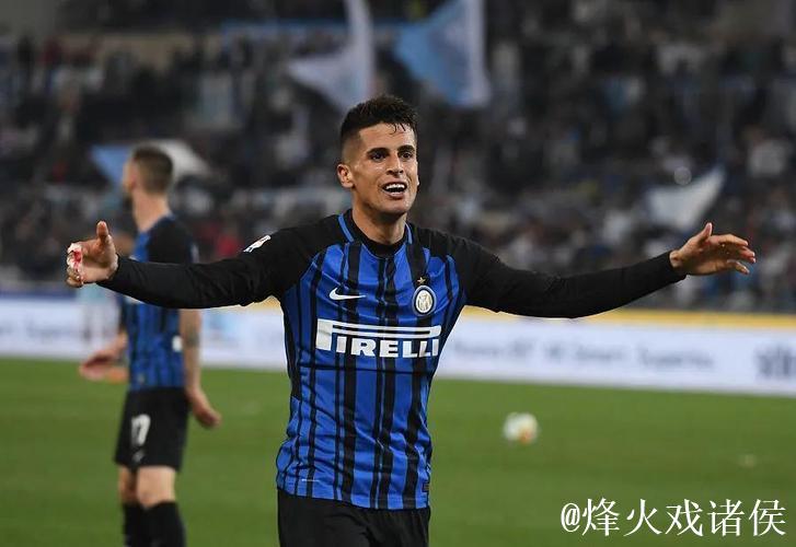 要来了？31岁老熟人跟小因扎吉闹掰，国米接替邓弗里斯就靠他了