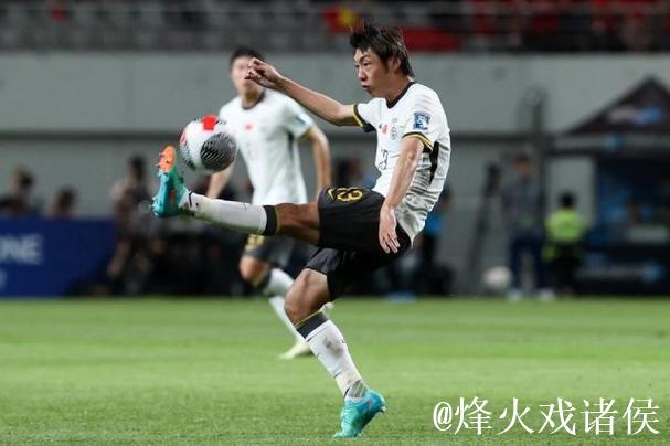 国足特训定位球独缺金左脚 申花中场暂不会离队