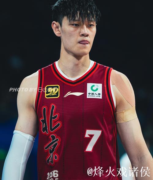 曾凡博14分首钢胜宁波 张宁12分山西胜四川 曾凡博14分首钢胜宁波 张宁12分山西胜四川